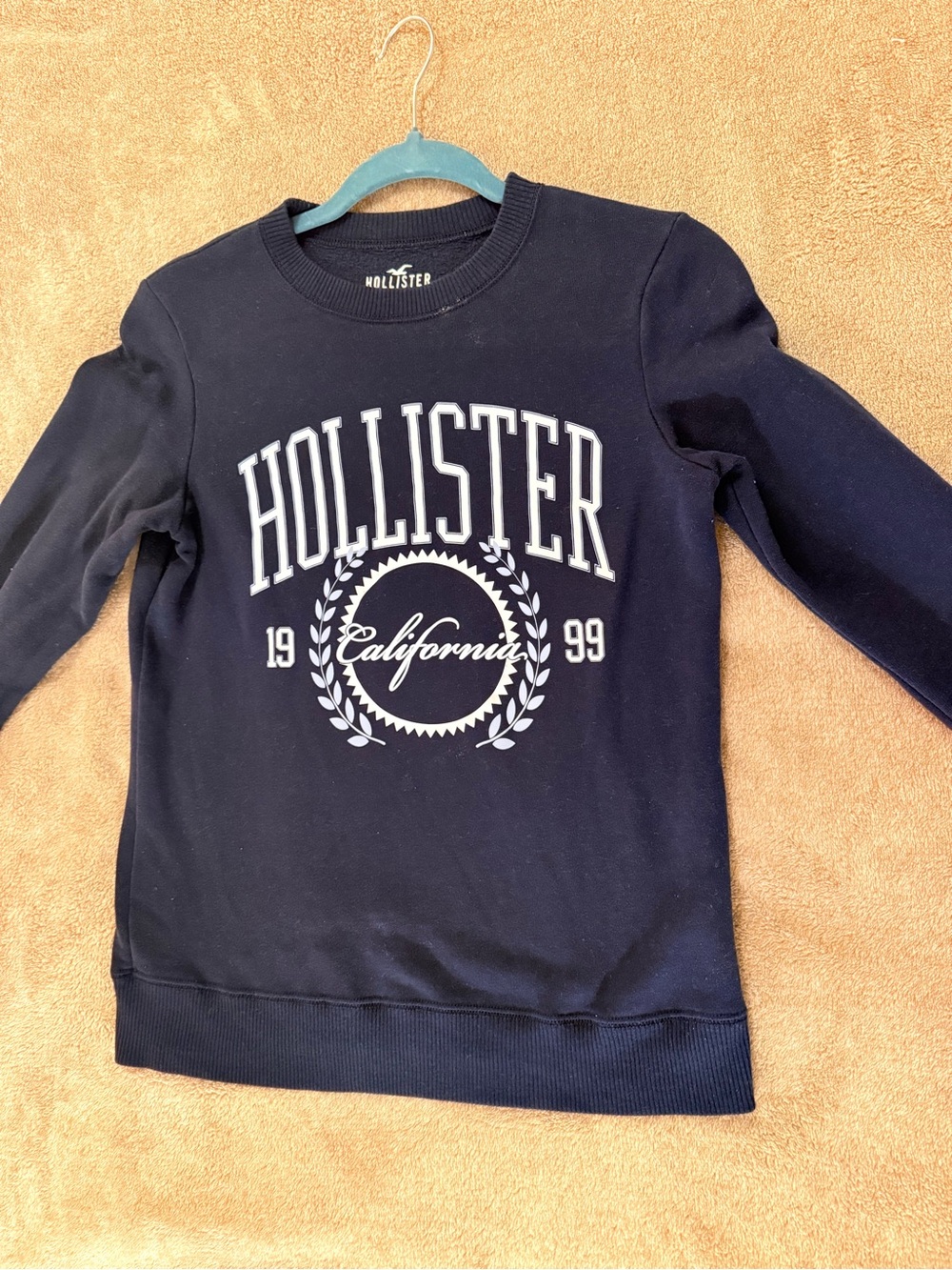 Hollister Navy Blue California Logo Pullover